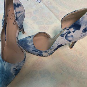 Never worn Mix 6 Pumps